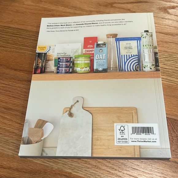 NEW Thrive Market Healthy Living Made Easy Cookbook Recipe book magazine - Picture 2 of 3